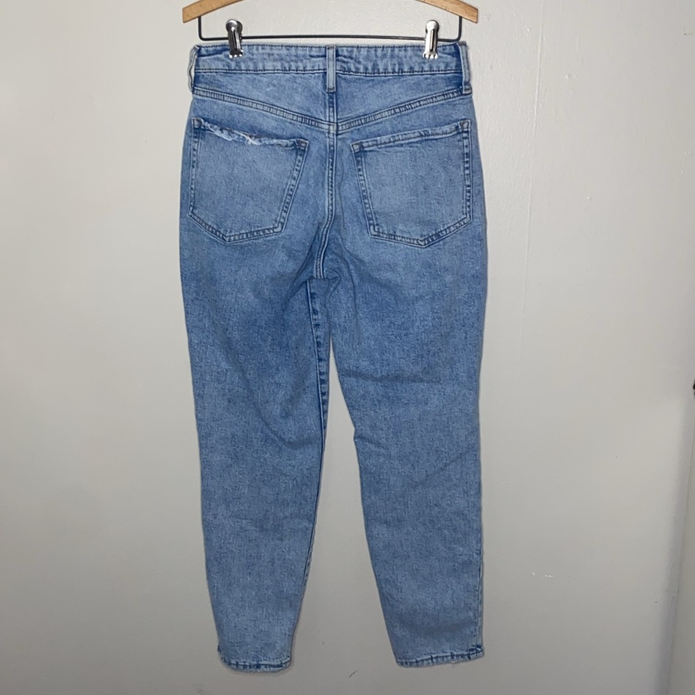 🛍️Like new OG Straight high-rise size 4 light wash jeans! - Picture 8 of 9